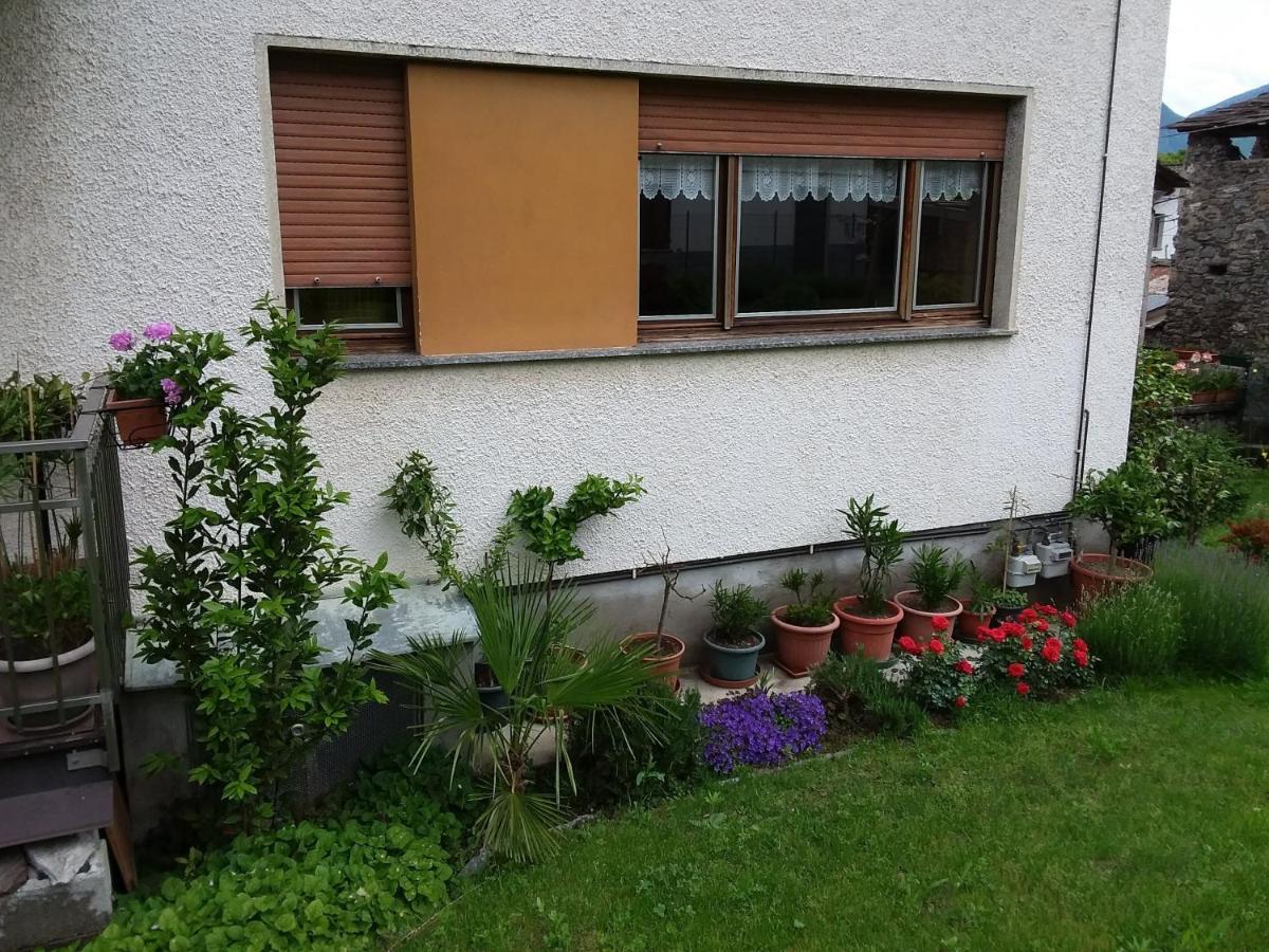 B&B Sentiero Valtellina Castello dell'Acqua Exterior foto
